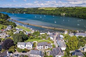 3, Golant Farm, Downs Hill, Golant, Fowey PL23 1LJ