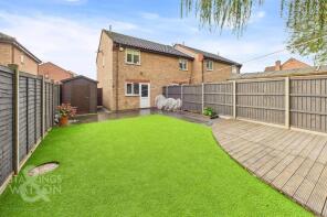 18, Keeling Way, Attleborough NR17 1YF