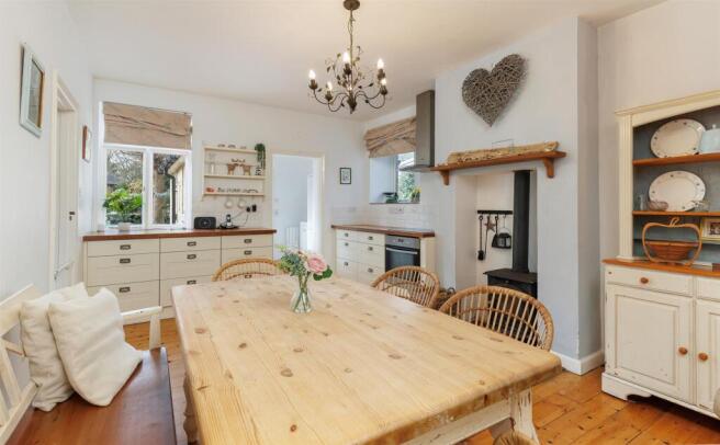 Kitchen/Dining Room