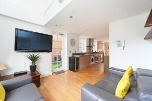 6, 43a Riverside Apartments, Mowbray Street, Sheffield S3 8EP
