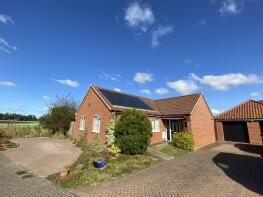 2, Alderfen Way, Norwich NR12 8GA