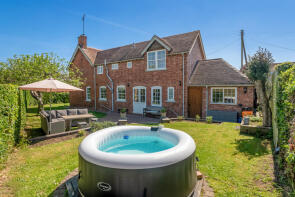 The Corner House, Broadway Lane, Pershore WR10 2QF