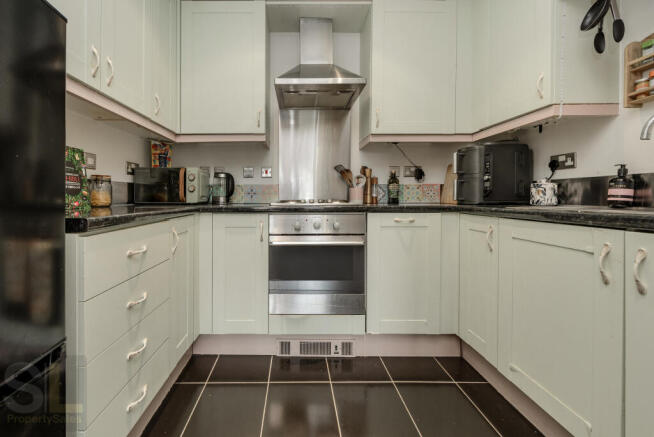 14 havisham apts-2336