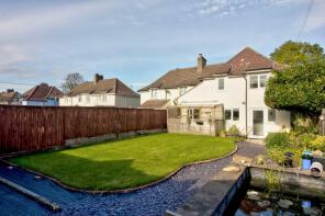 50, Corsham Road, Chippenham SN15 2NA