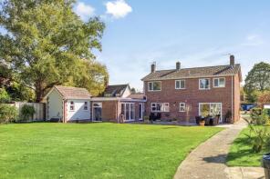 Guelder Rose, The Street, Attleborough NR17 1DD