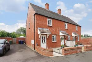 58, Setters Way, Northampton NN7 2QQ
