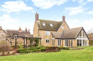 Yewtree House, Richmond Street, Kings Sutton OX17 3RS