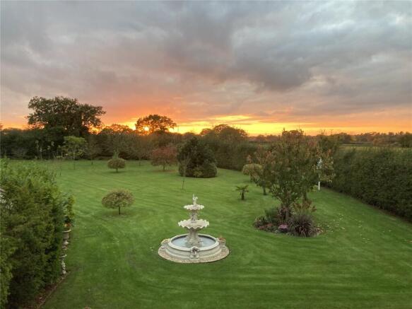 Garden & View