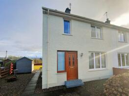 16, Broompark Crescent, Perth PH1 4HH