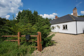 2, Harling Drove Bungalows, Road From Thetford To Mundford, Brandon IP27 0TR