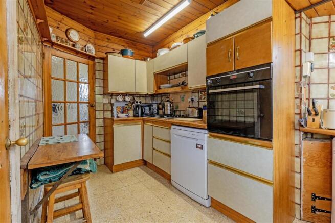 Kitchen-2.jpg