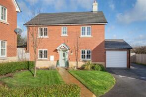 4, Vardroe Way, Droitwich WR9 7TG
