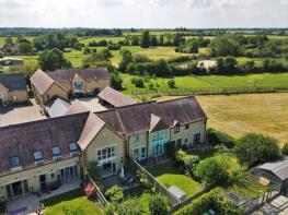 5 The Barton, Manor Farm Court, Swindon SN5 4LA