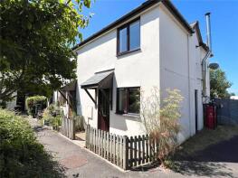 19, Pollards Court, Minehead TA24 8PH