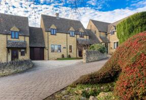 2, Springbank, Road From Todenham Road To A3400, Moreton-in-marsh GL56 9PA