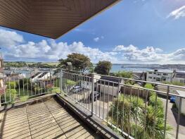 5, Trevethan Court, Falmouth TR11 2UQ