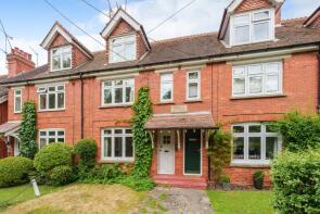 6, Hampton Cottages, Nuthurst Road, Maplehurst RH13 6RE
