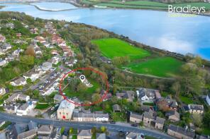 Chy Berrow, Lower Lelant, St. Ives TR26 3EG