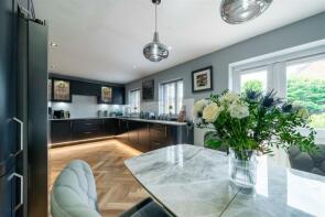 2, Poplar Grove, Pilsley Road, Chesterfield S45 8DL