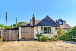 Hillview, Petersfield Road, Froxfield, Petersfield GU32 1BZ