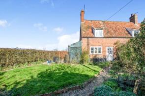 4, Sunny Row, Kerdiston Road, Norwich NR10 4RU