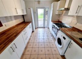 23, Hillcrest, Stevenage SG1 1PT