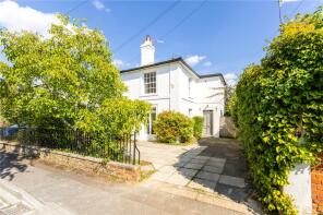 9, St James Villas, Winchester SO23 9SN
