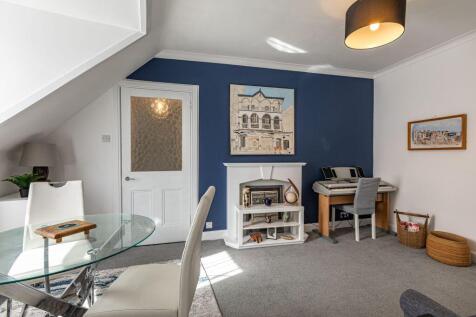 6 Ettrick Terrace, Selkirk, TD7 4BY