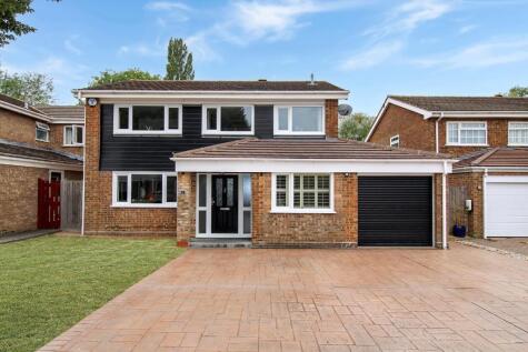 Windmill Hill Drive, Bletchley, Milton Keynes, Buckinghamshire, MK3 7RR