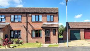 8, Mercia Grove, Peterborough PE6 9PY