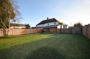 4, Westfield, Glue Hill, Sturminster Newton DT10 2DN