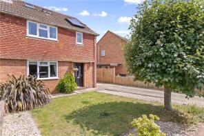 3, Southfields Close, Chichester PO19 8SD