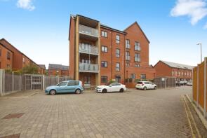 14, Woodbury Crescent, Ilford IG5 0FF