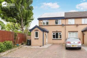 20, Bell House Avenue, Bradford BD4 6JW