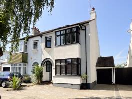 19, Birchwood Drive, Leigh-on-sea SS9 3LD