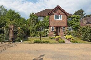 1, Carriers Place, Blackham, Tunbridge Wells TN3 9UQ