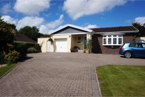 3 Riverbank, Rick Meadow, Yeolmbridge, Launceston PL15 8TH