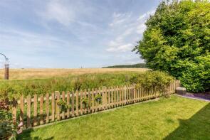 3, Berwick Court, Severn Road, Bristol BS10 7SH