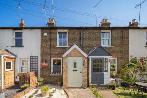 4, Malt Shovel Cottages, Station Road, Dartford DA4 0EP