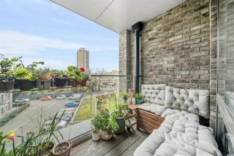 Woods Road, Peckham, SE15