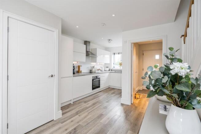 39 Kingswood Green_7.jpg