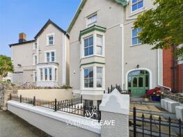 Flat 4, 5, York Road, Llandudno LL30 2EF