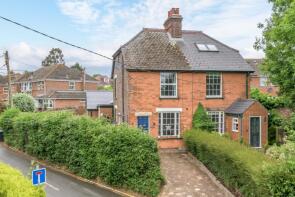 The Mouse House, Chesham Road, Wigginton, Tring HP23 6EH