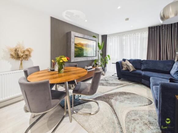 Presented by Clinton at EweMove Bexleyheath and Da