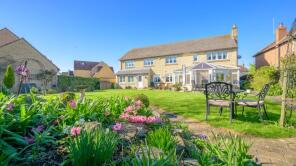 28, St Giles Close, Peterborough PE7 3QZ