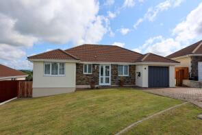 6, Horseshoe Close, St. Austell PL26 8FD
