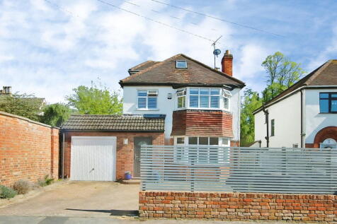 Keynshambury Road, Cheltenham, GL52 6HB