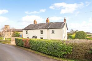Dunsden House, Road Between Dunsden Green And Arch Hill, Binfield Heath, Henley-on-thames RG9 4LJ