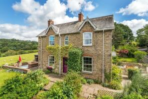 1, Nash Cottages, B4224 From Fiddlers Green To The Moors, Hereford HR1 4PS