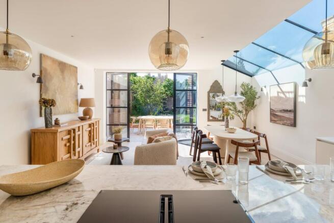 Kitchen/ Dining/ Family room